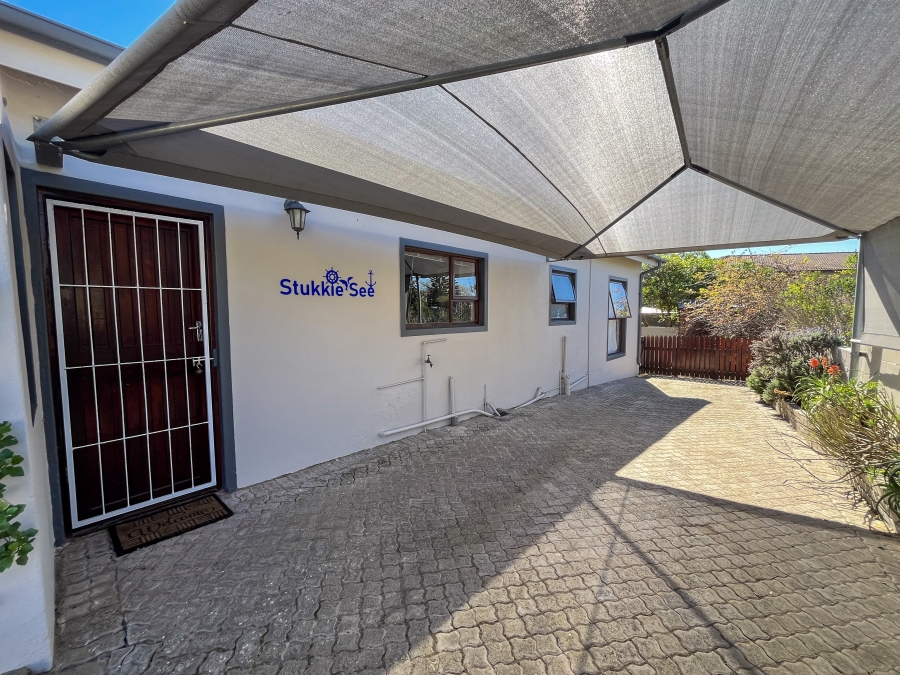 2 Bedroom Property for Sale in Country Club Western Cape